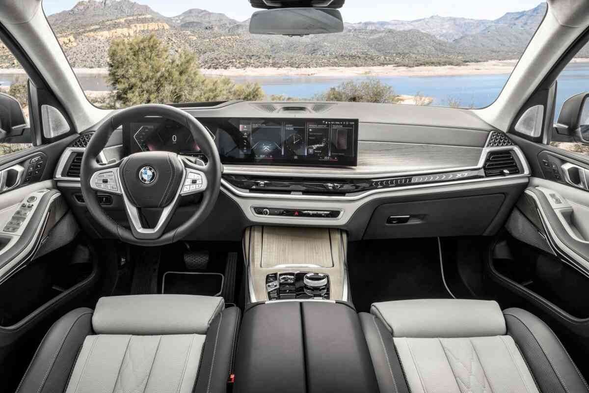 BMW X7 LCI (페이스리프트) 공개! (사진 많음)  이미지58