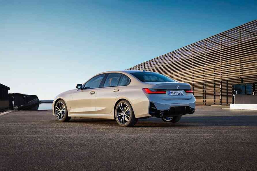 BMW 3시리즈 LCI 공개!  이미지11