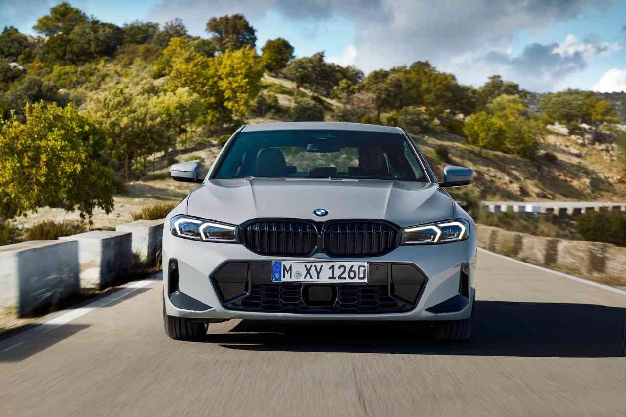 BMW 3시리즈 LCI 공개!  이미지6