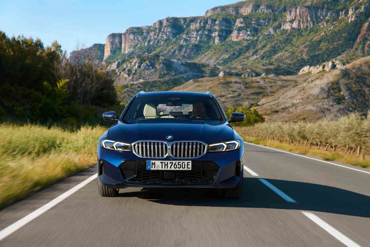 BMW 3시리즈 투어링 LCI 공개  이미지5