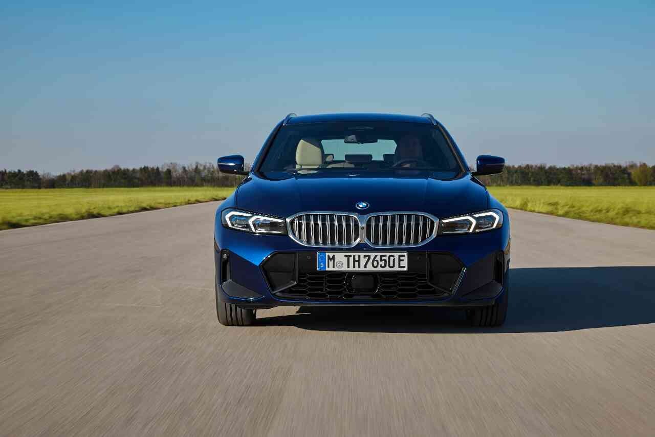 BMW 3시리즈 투어링 LCI 공개  이미지8