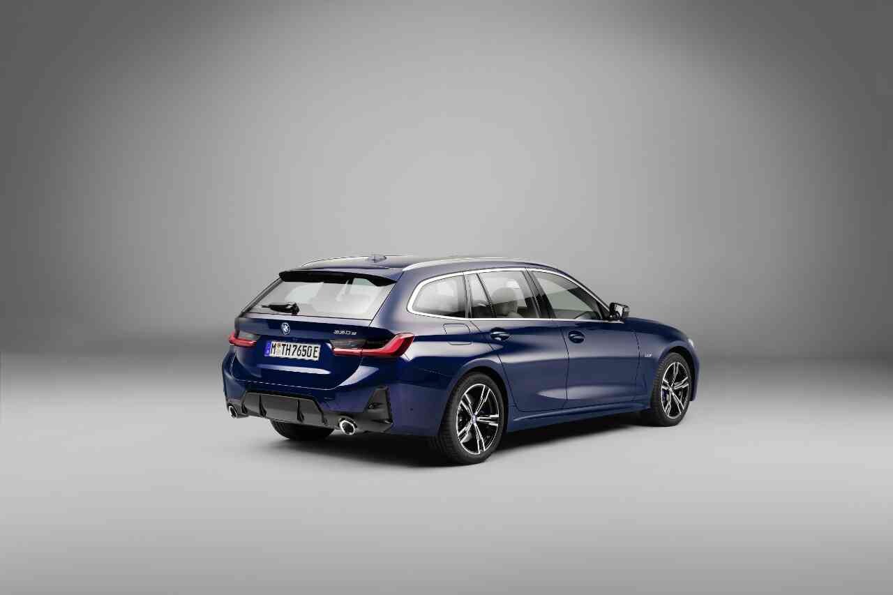 BMW 3시리즈 투어링 LCI 공개  이미지28