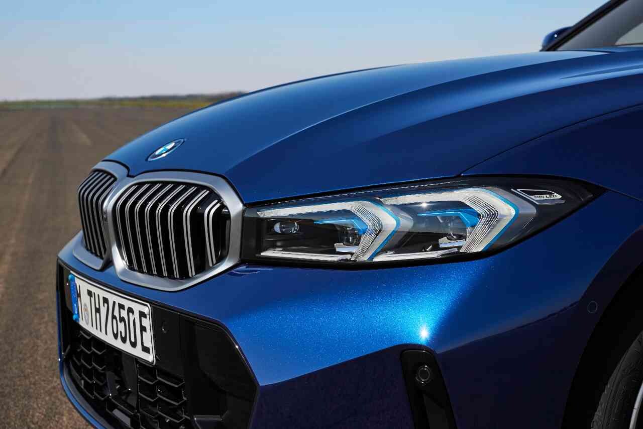 BMW 3시리즈 투어링 LCI 공개  이미지10