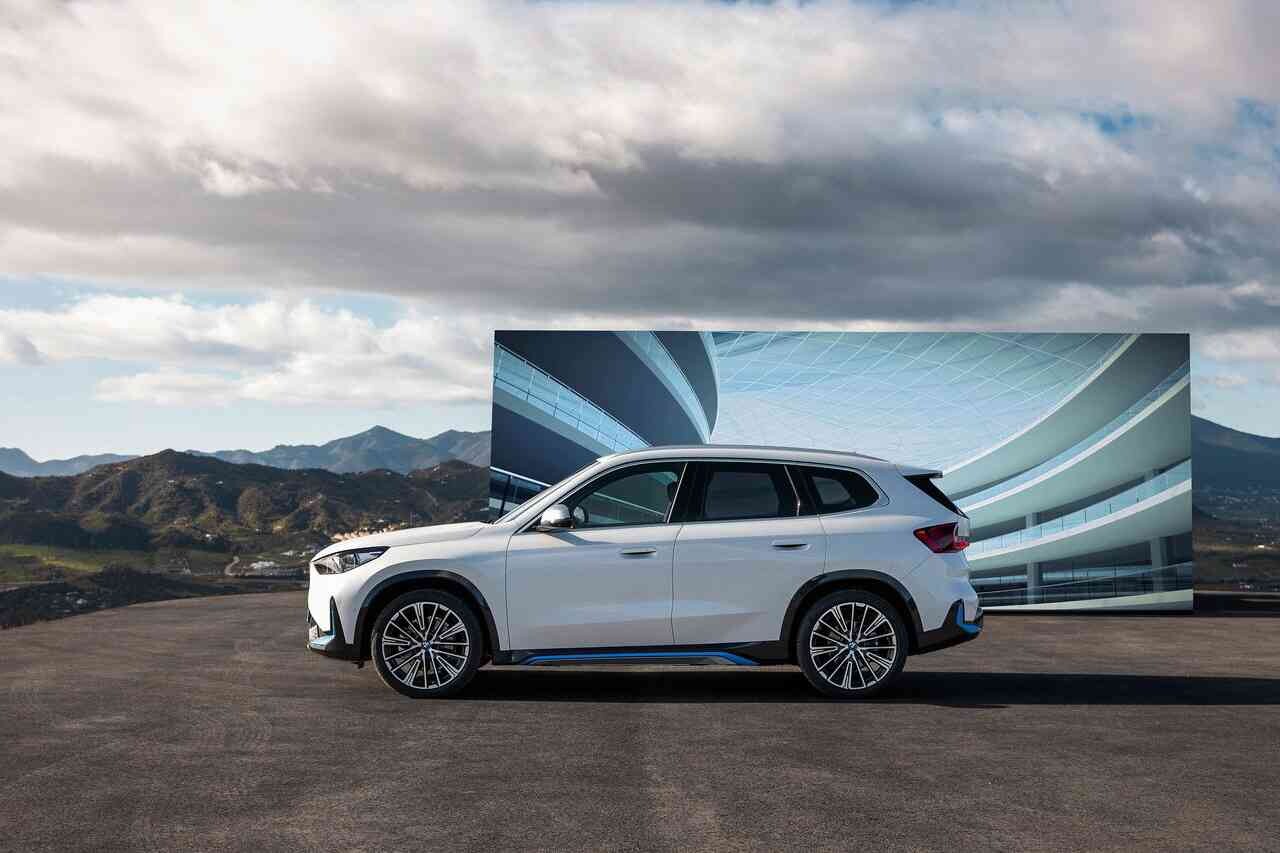 2023 BMW iX1 공개  이미지16