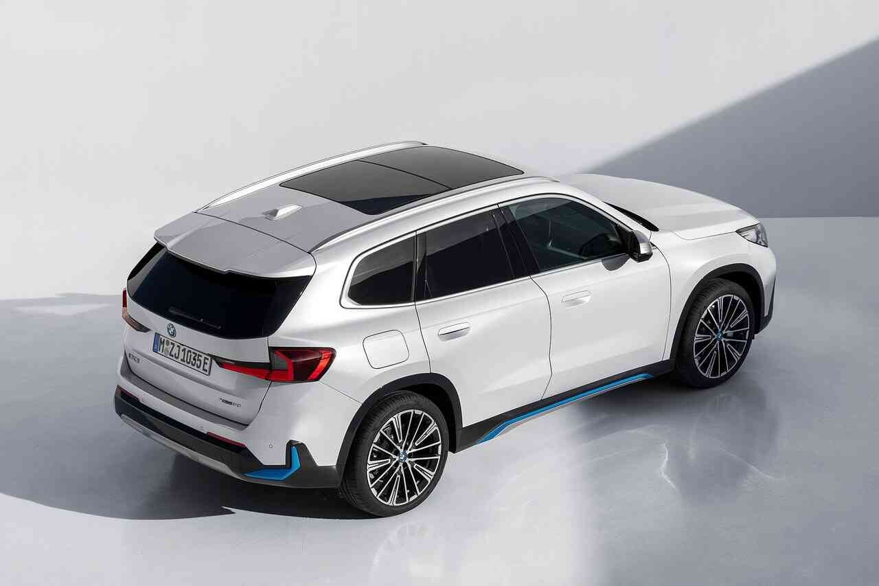 2023 BMW iX1 공개  이미지24
