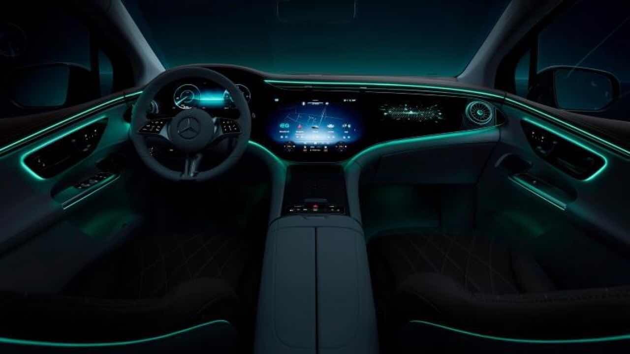 2023 벤츠 EQE SUV 인테리어 이미지2