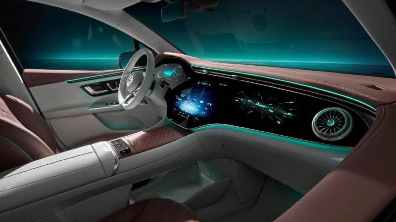 2023 벤츠 EQE SUV 인테리어 게시글 썸네일