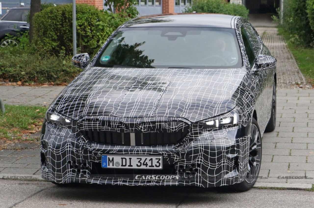 BMW 5시리즈 풀체인지 스파이샷  게시글 썸네일