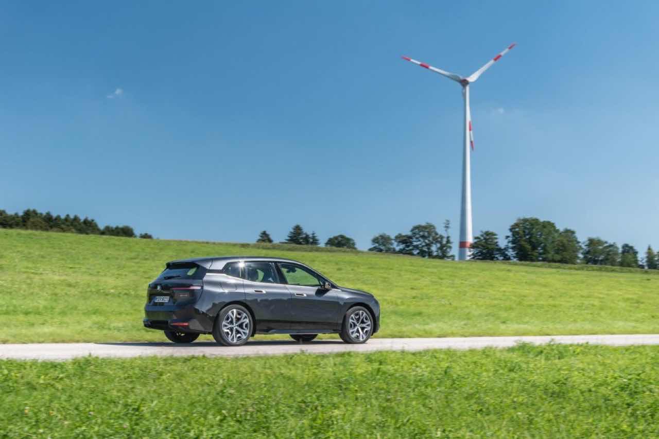 BMW IX 뇌이징 다 돼갑니다 게시글 썸네일