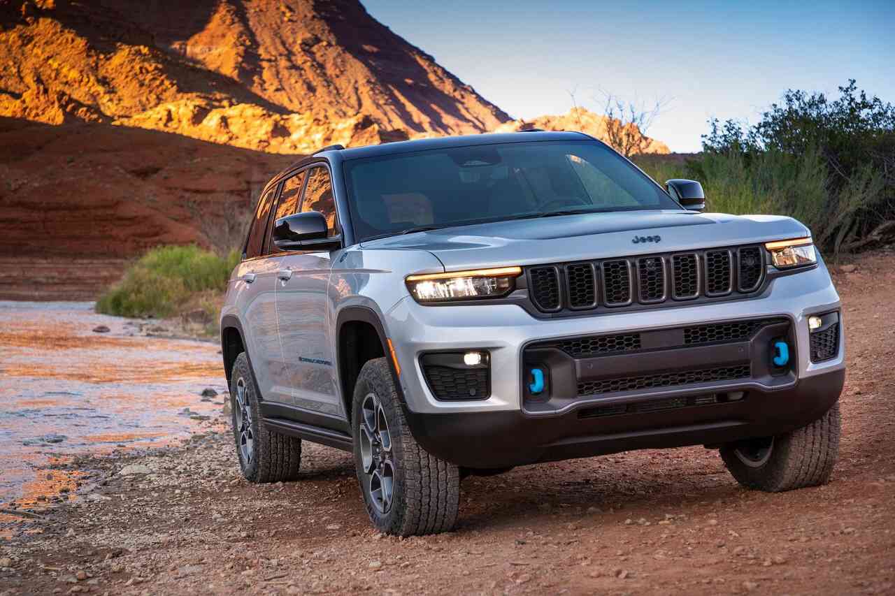 [시승기] 미국 SUV 본좌 JEEP '올 뉴 그랜드 체로키'  게시글 썸네일