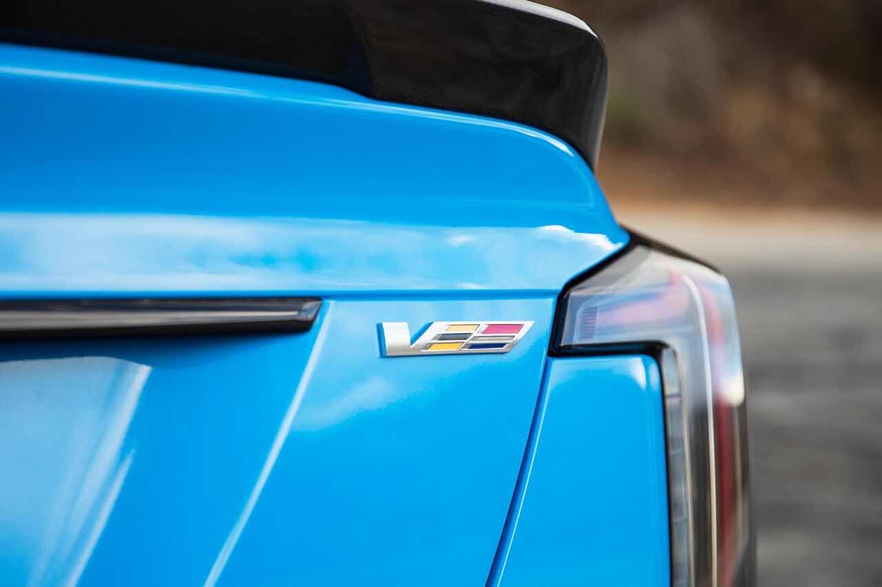 BMW M5를 잡으러 온 미국산 괴물 이미지6