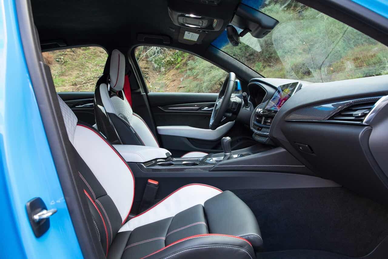 BMW M5를 잡으러 온 미국산 괴물 이미지11