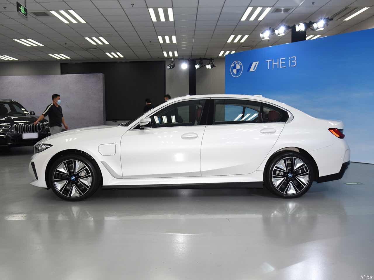 [BMW 신차] i3 eDrive 35L  이미지14