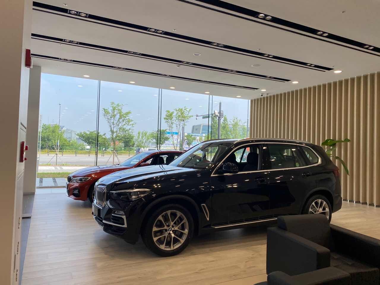 Bmw 도이치 오토월드 전시장  이미지3