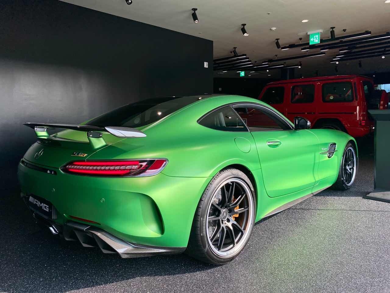 새로 오픈한 벤츠 AMG 전시장  이미지14