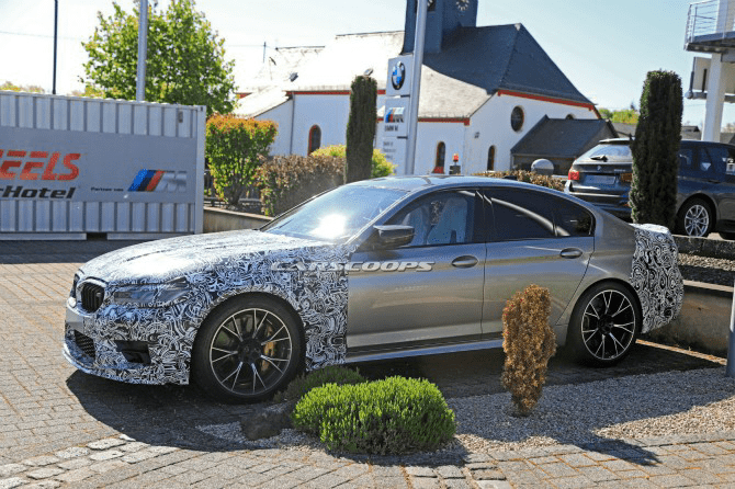 2021 BMW M5 테스트카  이미지5
