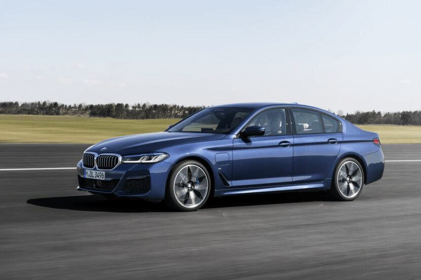 Bmw 5시리즈 LCI 오피셜 이미지 공개(스압) 이미지1