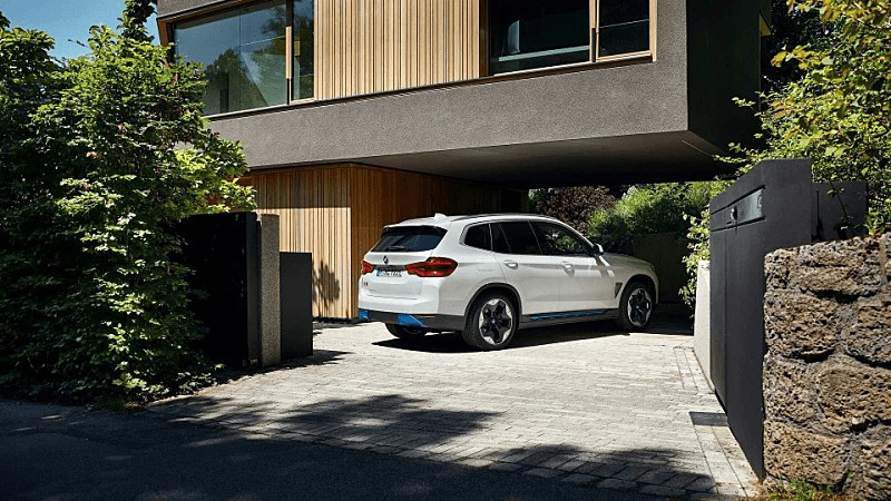 BMW 전기 SUV, iX3 공개요~ 이미지6
