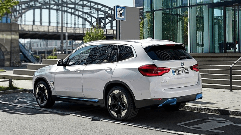 BMW의 차세대 라인업 i시리즈에 대해 알아봅시다.  이미지2