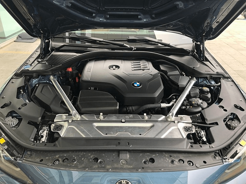 BMW 신형 4시리즈 전시장 입고 사진  이미지18
