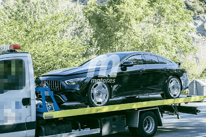 벤츠, 초고성능 PHEV AMG GT4 73 출시 예정.. 이미지4