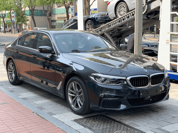 520i M스포츠 폭풍 할인 최적의 구입시기는 언제일까요? 게시글 썸네일