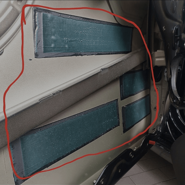 제네시스 G80, 실내에서 걸레 냄새가 난다? 이미지1