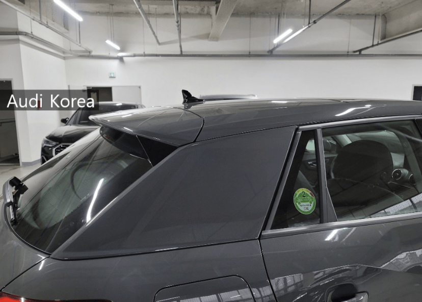 아우디 Q2 전시장 입고 사진 이미지4