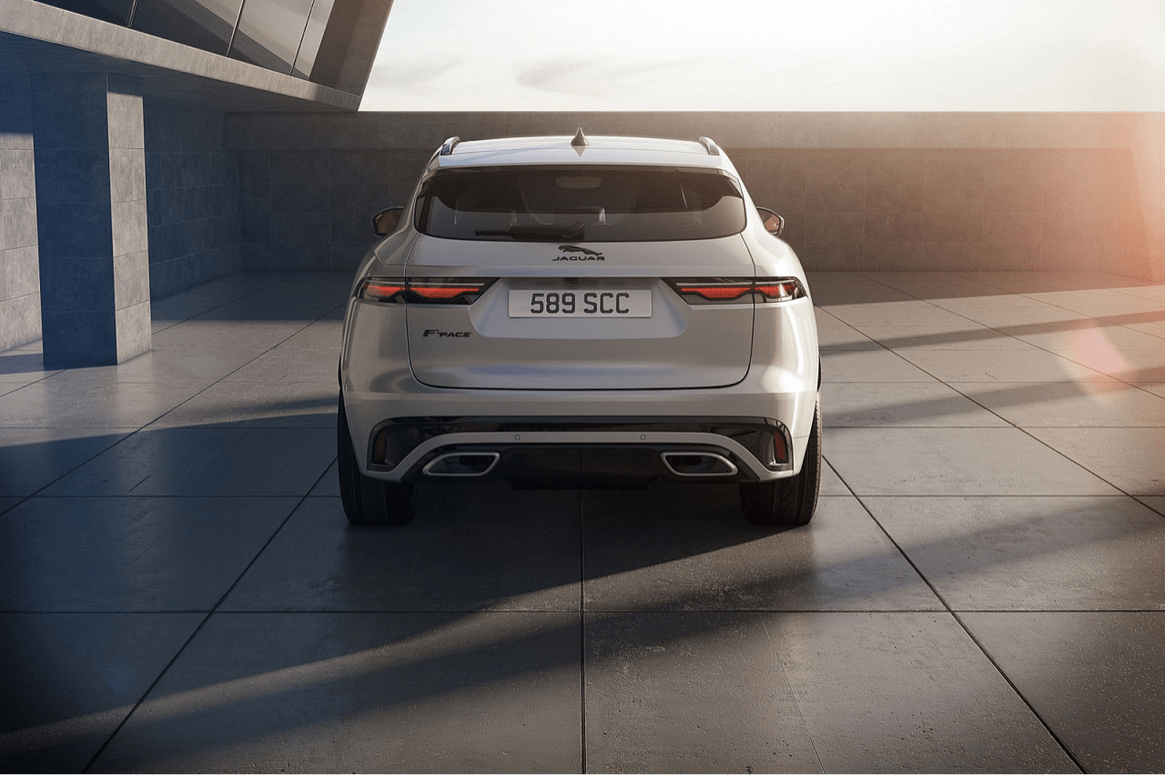 재규어 F-PACE 페이스리프트 공개 (사진 많음)  이미지2