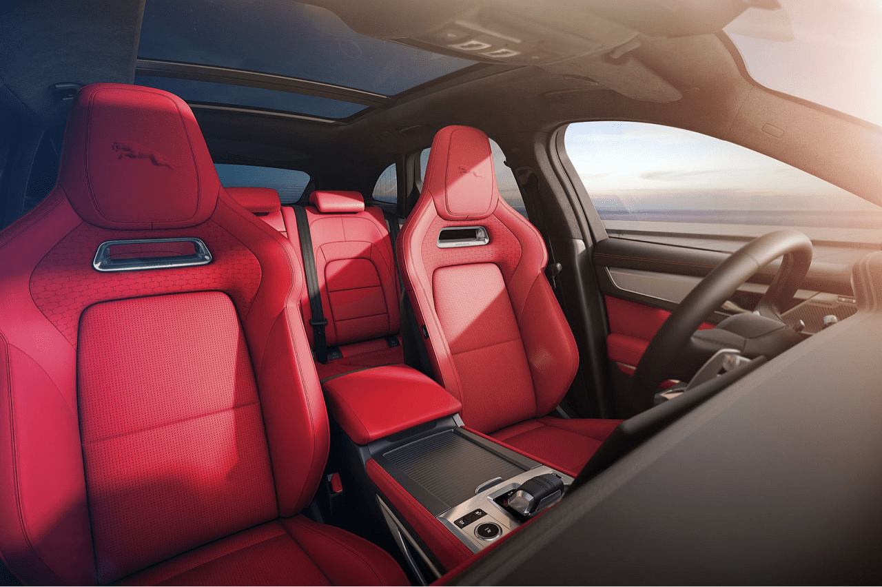 재규어 F-PACE 페이스리프트 공개 (사진 많음)  이미지7