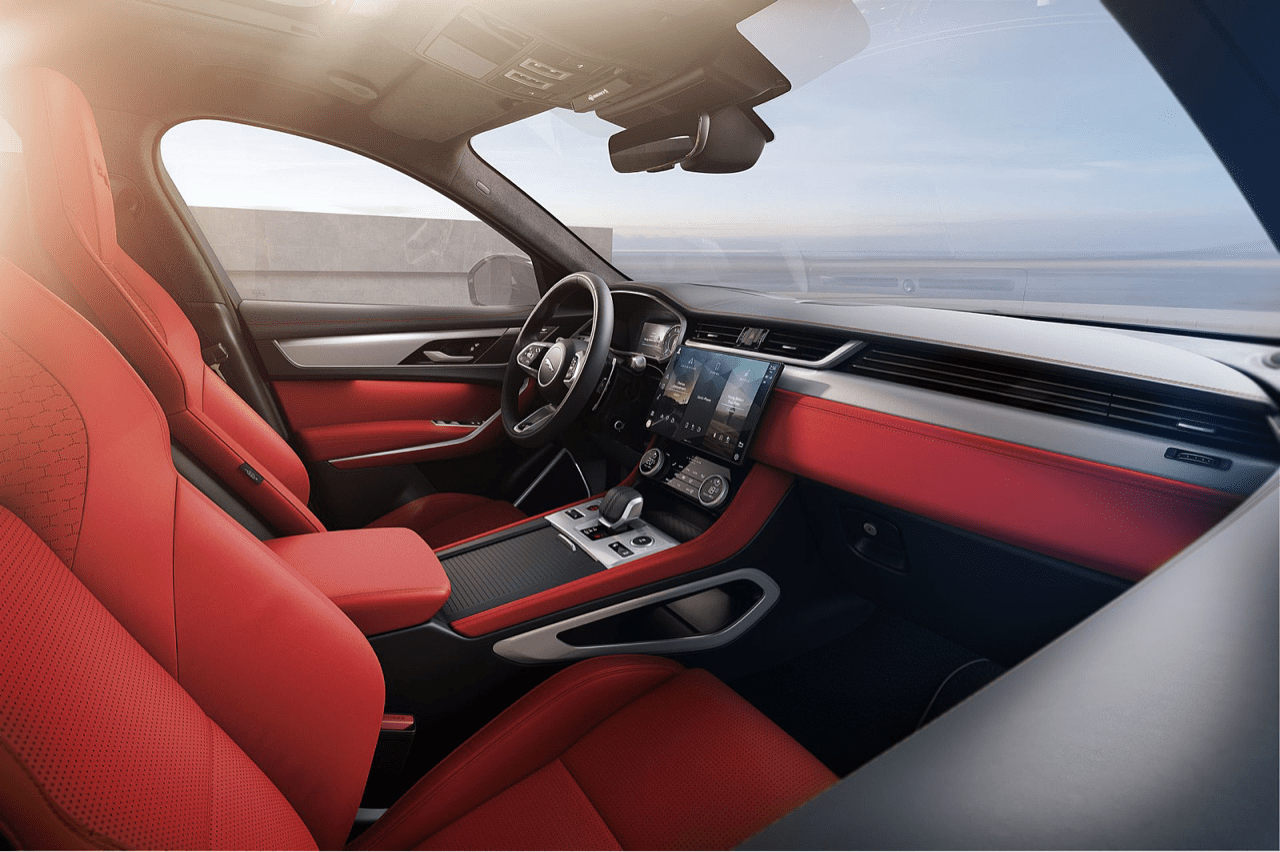 재규어 F-PACE 페이스리프트 공개 (사진 많음)  이미지8