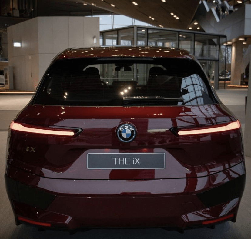 BMW i X 실사 (못생김 주의) 이미지2