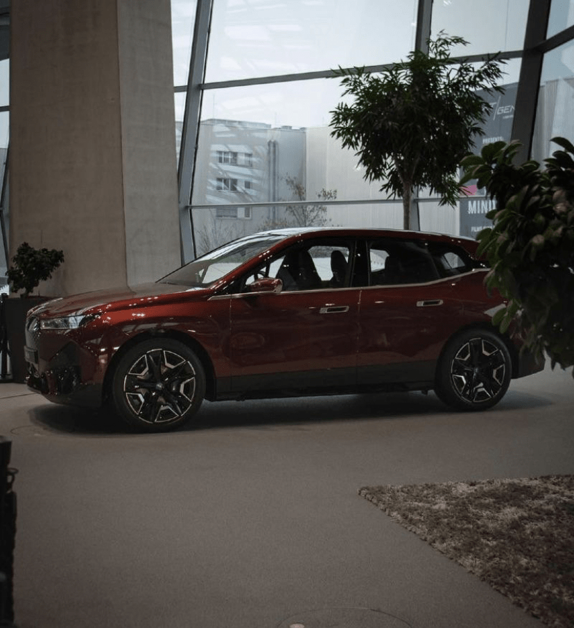 BMW i X 실사 (못생김 주의) 이미지4