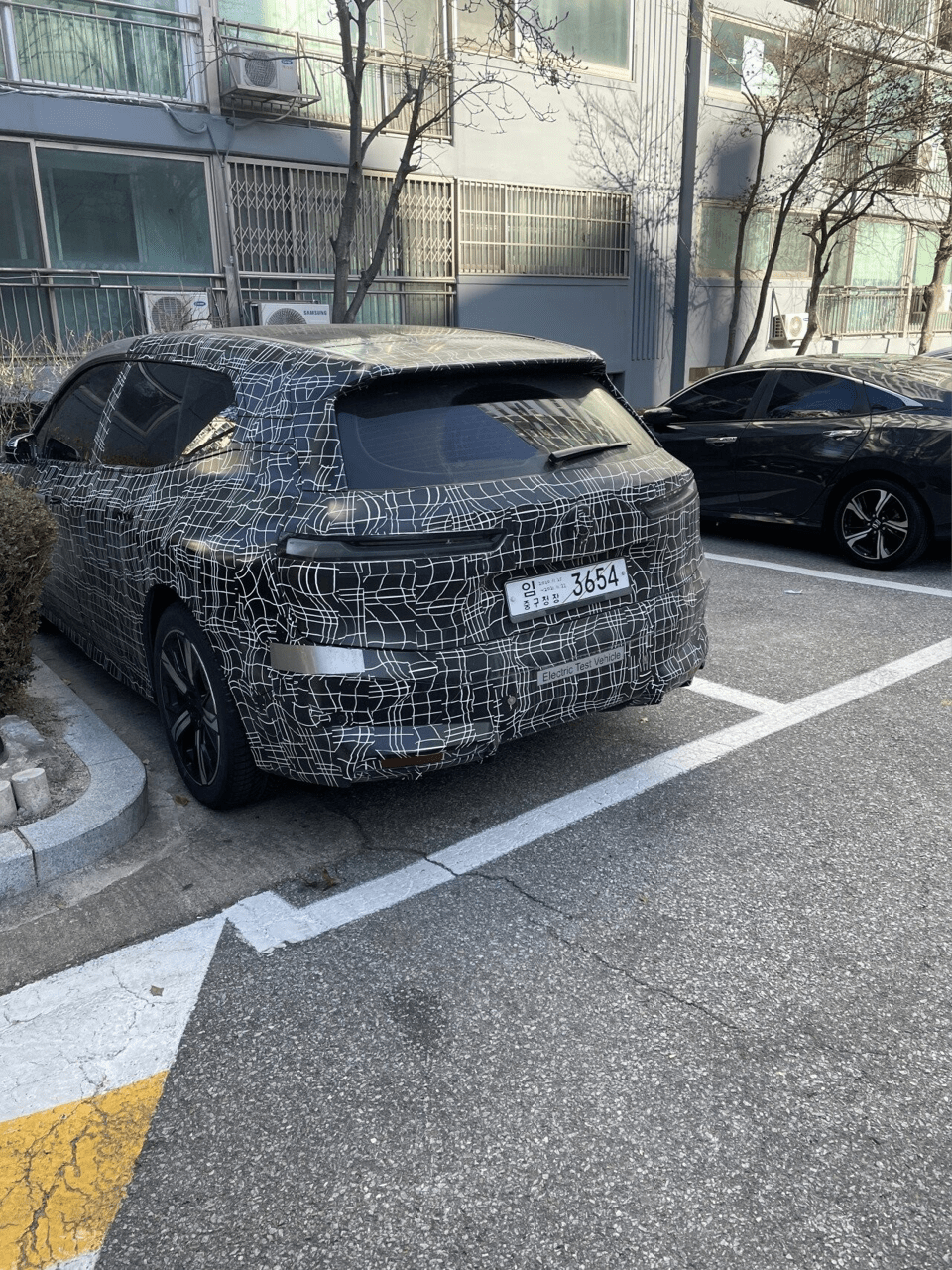 BMW i X 한국에서 테스트중이네요 이미지1