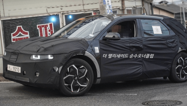 현대 아이오닉5 출시 막바지 테스트 (실내 디스플레이) 이미지3