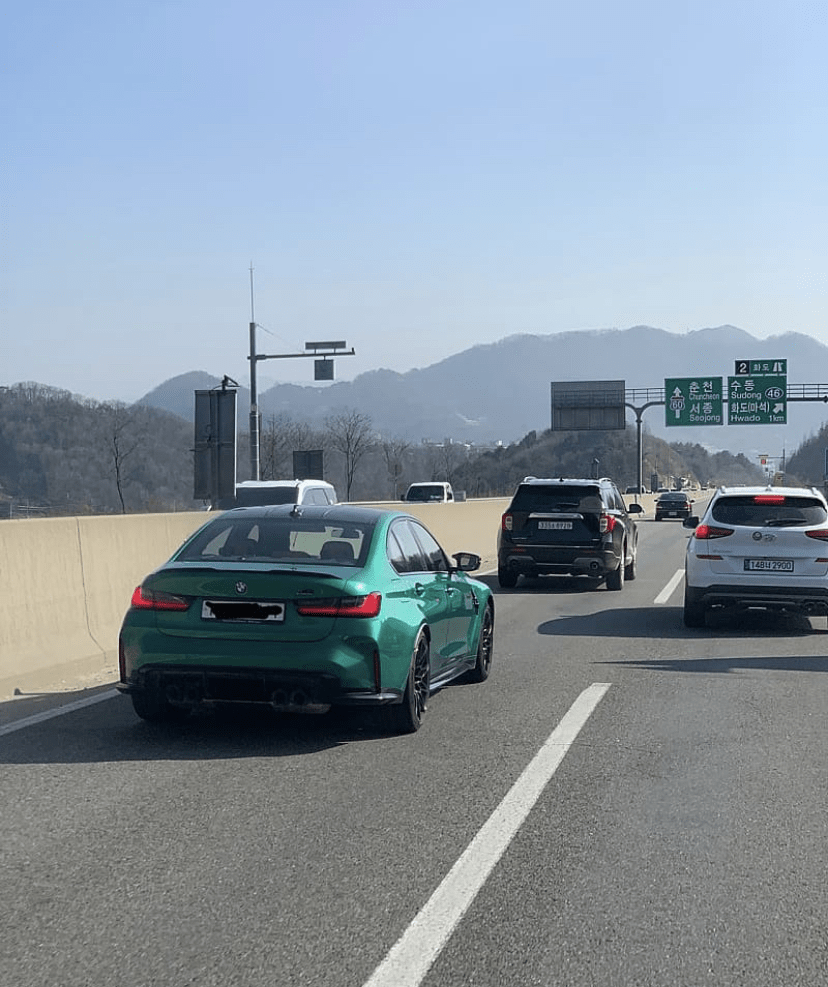 출시도 안한 BMW들이 벌써 공도에 돌아다니네요 이미지1