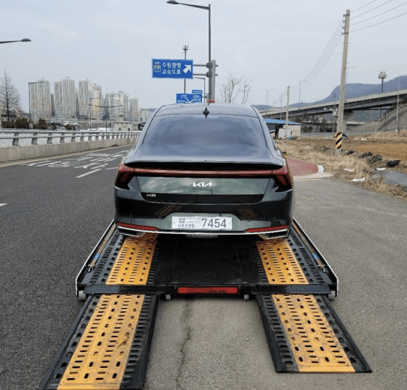 기아 K8 카디프 그린 실사  이미지4