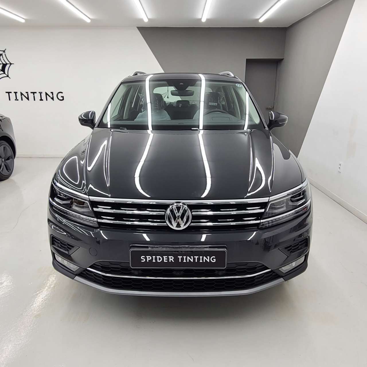 폭스바겐 티구안 2.0 TDI 프레스티지 4모션 썸네일 이미지