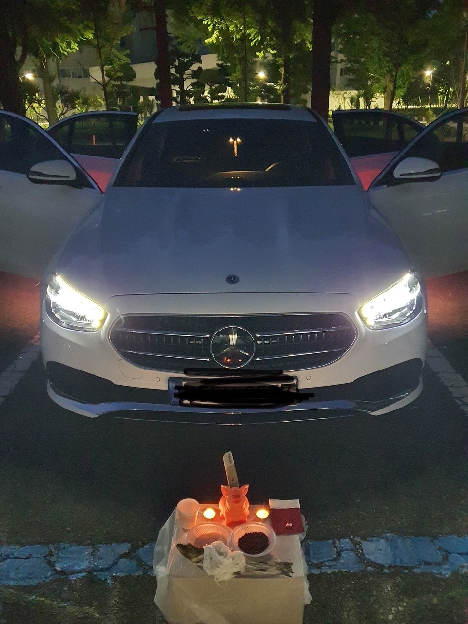 벤츠 E-클래스 E 250 아방가르드 게시글 썸네일