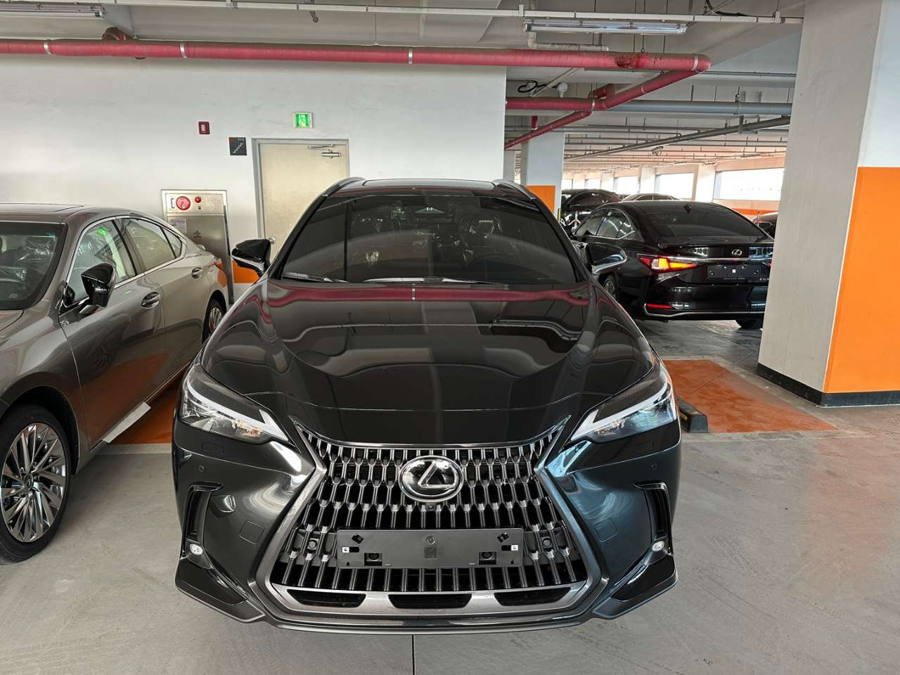 렉서스 NX 450h+ 프리미엄 썸네일 이미지