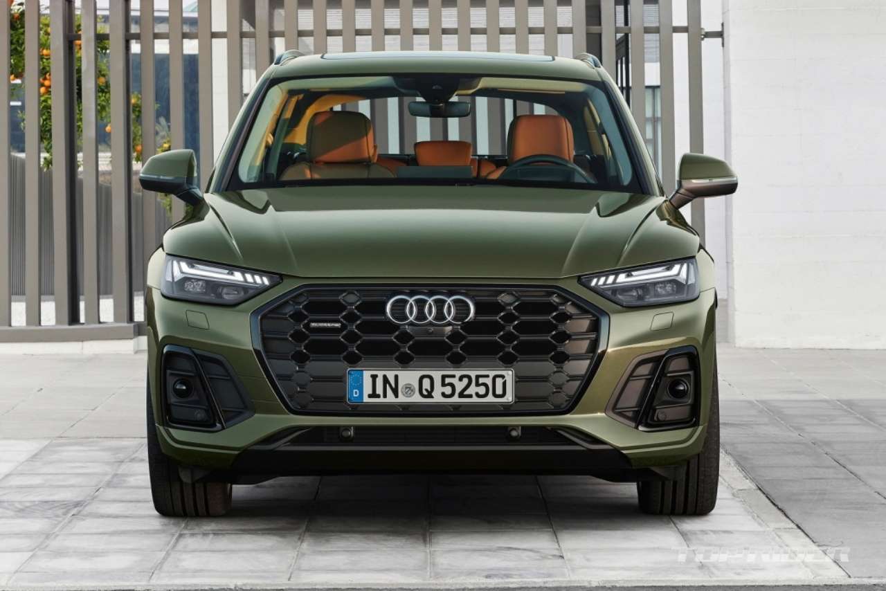 아우디 Q5 45 TFSI 콰트로 프리미엄 [2C5] 썸네일 이미지