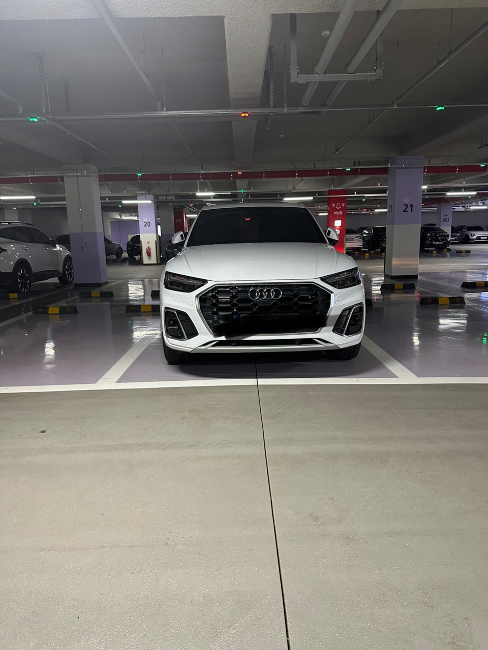 아우디 Q5 45 TFSI 콰트로 프리미엄 썸네일 이미지