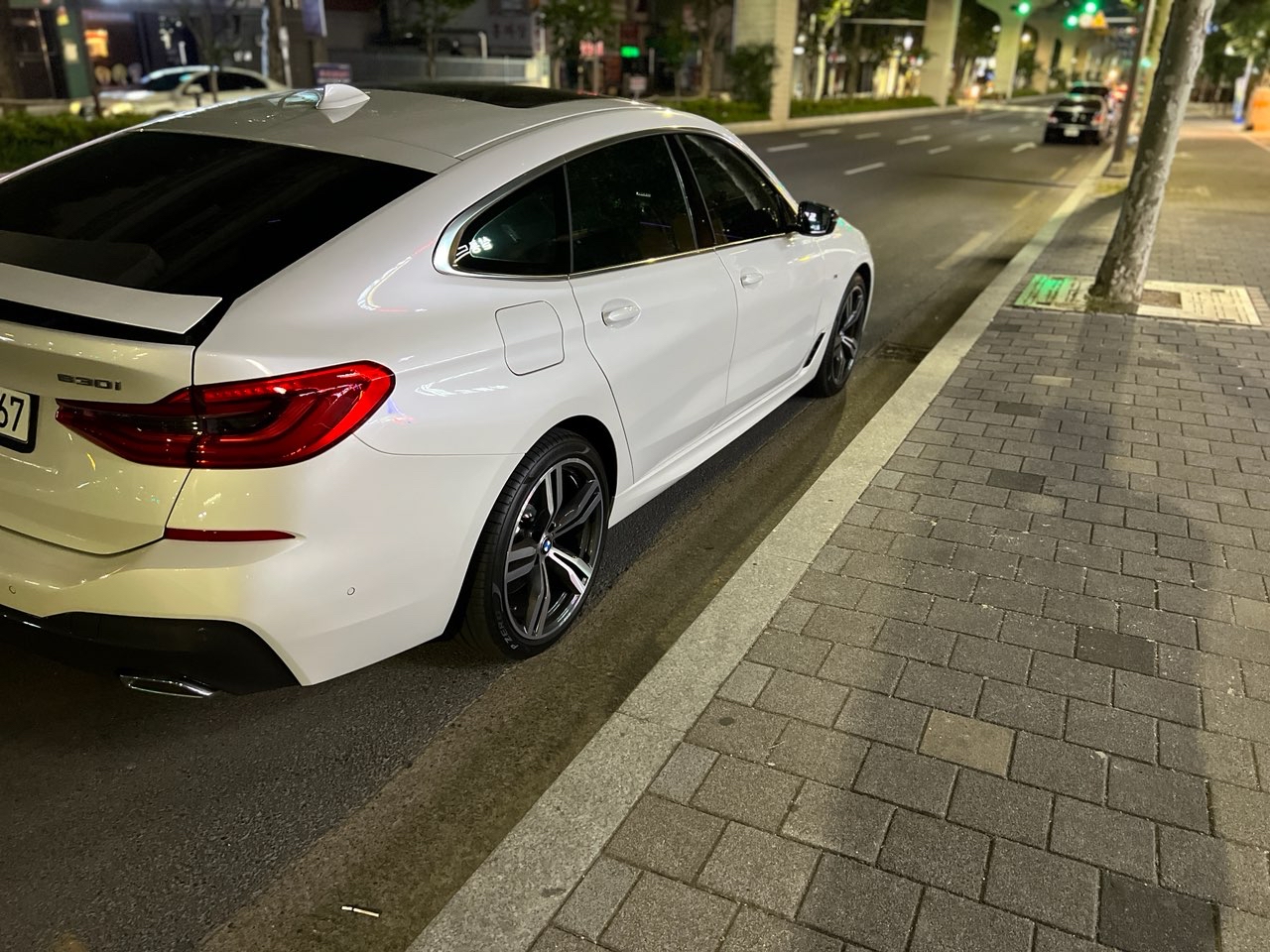 BMW 6시리즈 그란투리스모 630i xDrive GT M 스포츠 패키지 P1 게시글 썸네일