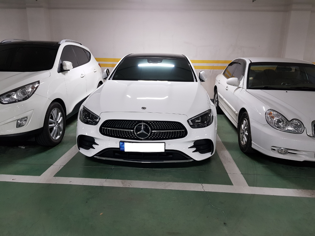 벤츠 E-클래스 E 350 4MATIC AMG 라인 게시글 썸네일