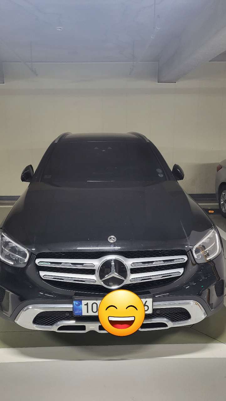 벤츠 GLC-클래스 GLC 220d 4MATIC 게시글 썸네일
