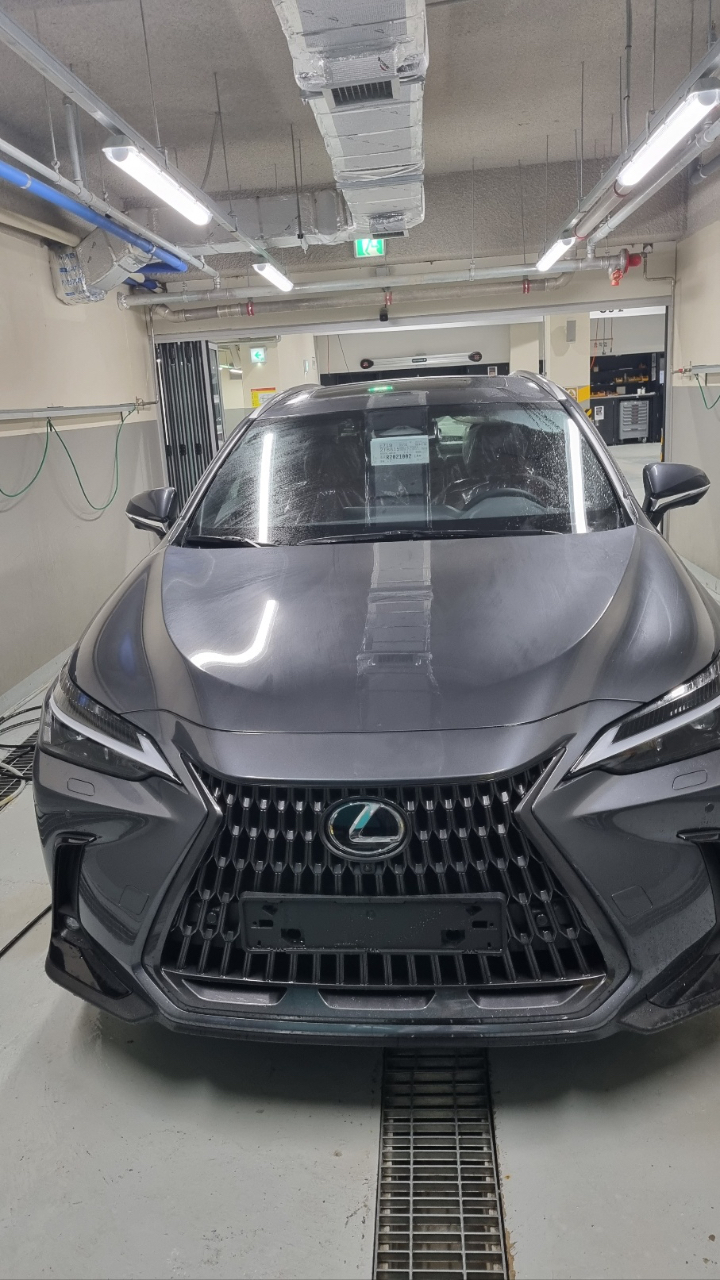 렉서스 NX 450h+ 프리미엄 썸네일 이미지
