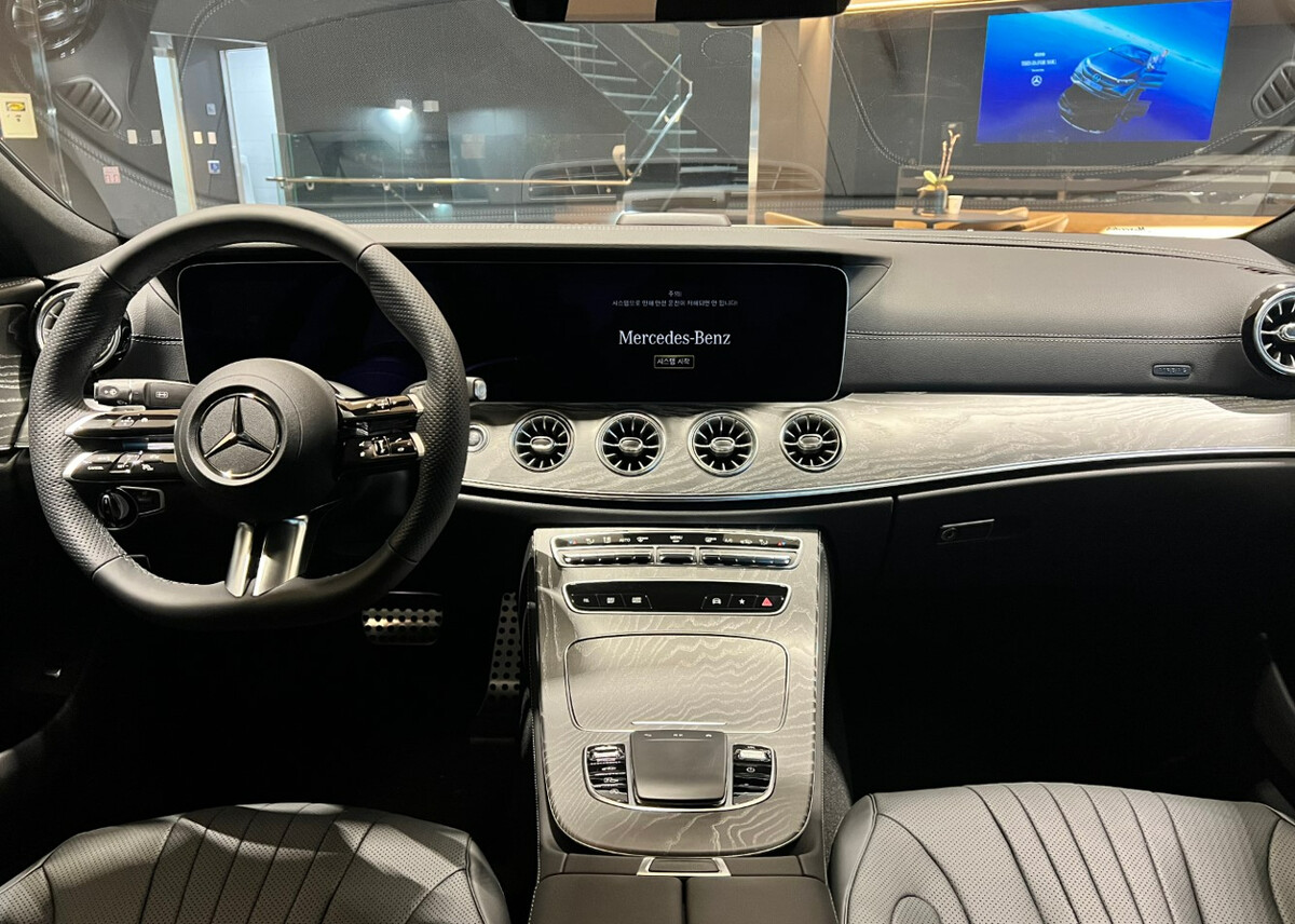 벤츠 고민) CLS 450 vs E 350 풀체인지  썸네일