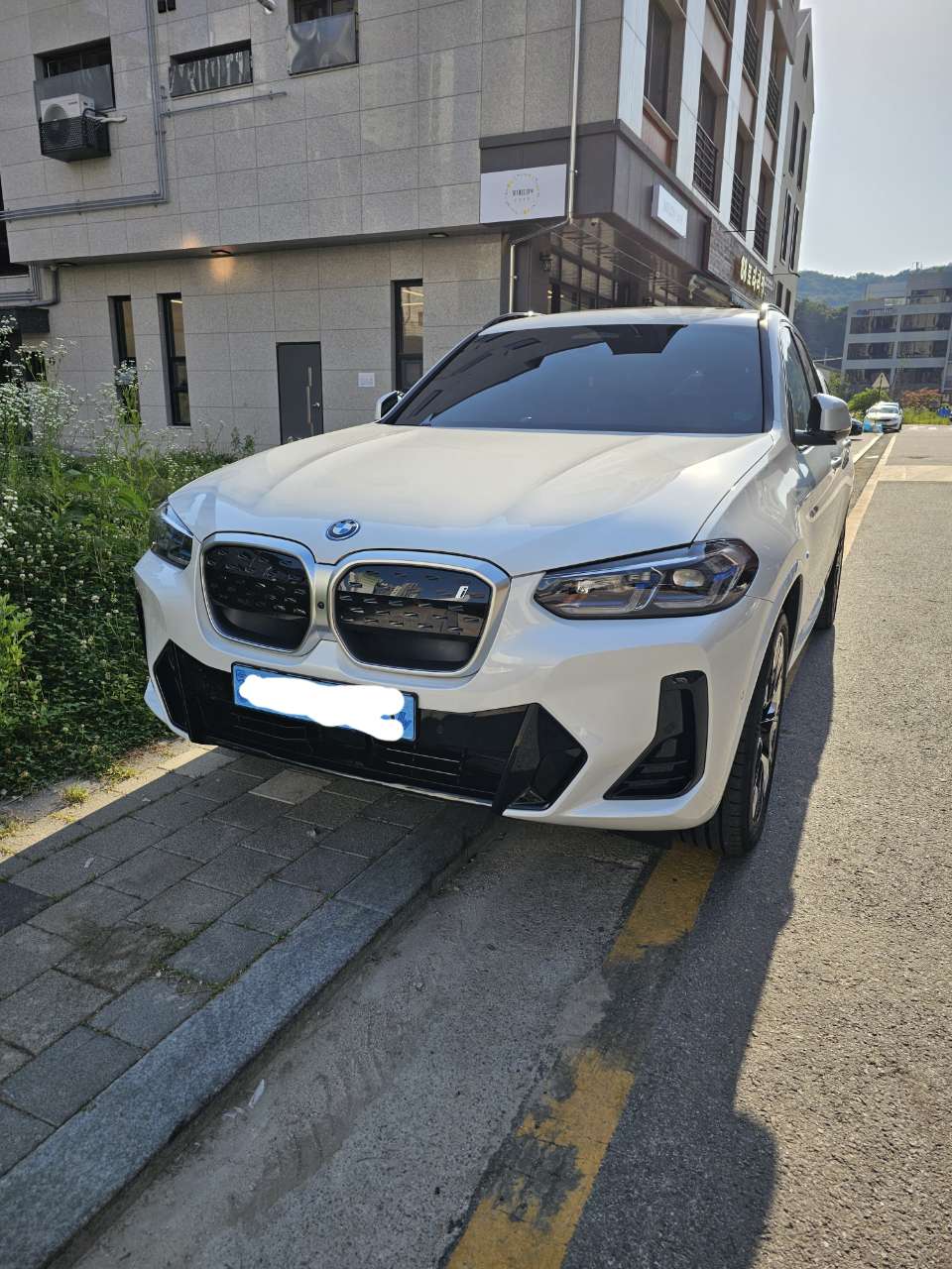 BMW iX3 M 스포츠 P1 게시글 썸네일