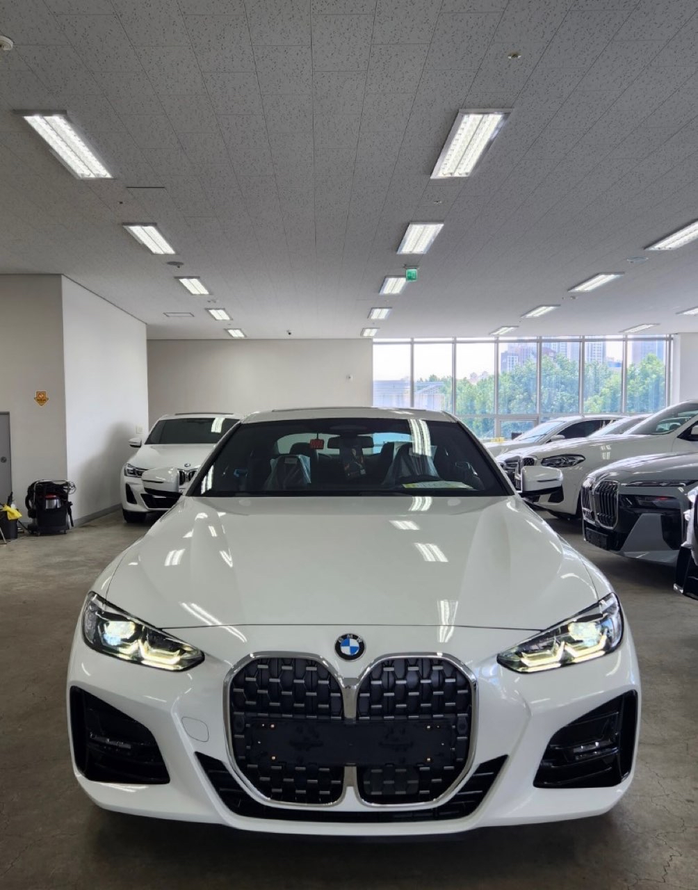BMW 4시리즈 420i 쿠페 M 스포츠 퍼포먼스 패키지 게시글 썸네일