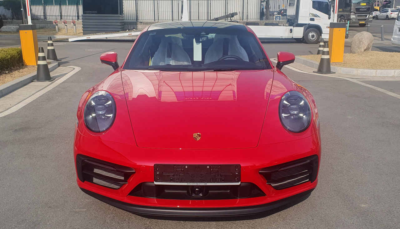 포르쉐 911 카레라 4 GTS 게시글 썸네일